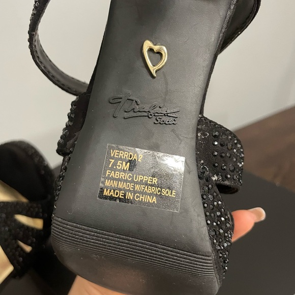 👠🖤Thalia Sodi Black Verrda 2 Embellished Platform Dress Sandals, size 7.5 (EUC) - Picture 8 of 8